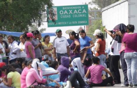 gli insegnanti di Oaxaca 
