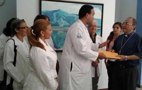 Médecins de Maracay en compagnie de S.Exc. Mgr Raf