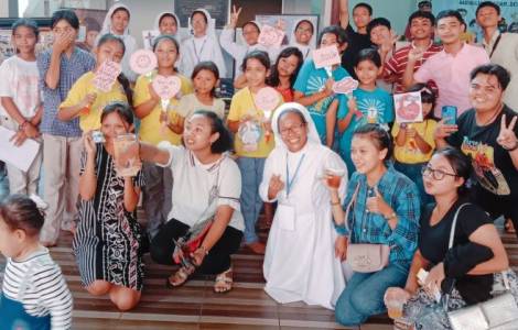 Asia/Indonesia – Mengunjungi Keluarga Katolik: Menyaksikan Indahnya Hidup Bakti