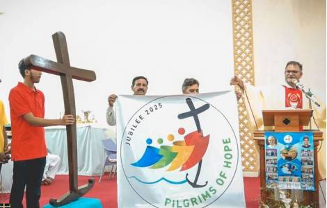 ASIA/PAKISTAN - Father Feroz: "The light of Christ shines in Pakistan offering hope for peace through the Jubilee Year"